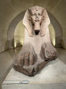 Museu do Louvre - A Esfinge de Tânis